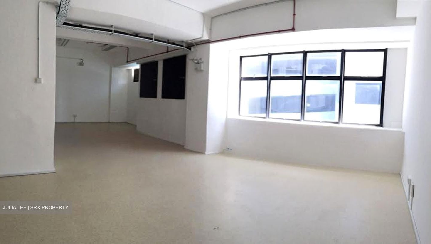 New Industrial Road (D19), Factory #605332271